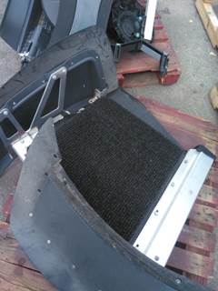 Freightliner Cascadia 126 Wheel Cover