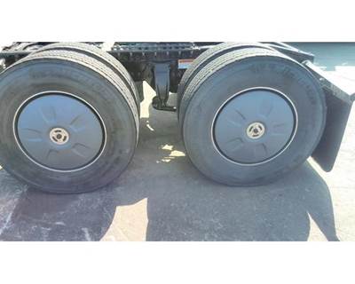 Used 2022 Freightliner Cascadia 126 Set of 4 Outer Flow Below Wheel Covers