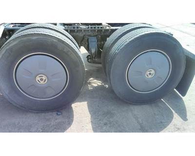 Used 2022 Freightliner Cascadia 126 FlowBelow Outer Wheel Covers, Set of 4