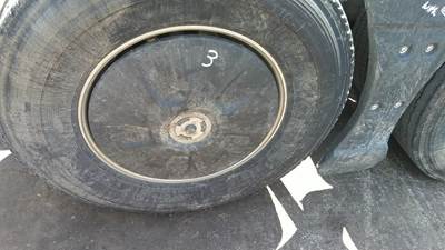 Kenworth T680 Right Wheel Cover