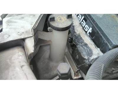 Ford F-550 Right Windshield Washer Reservoir for a Ford F550SD (SUPER DUTY)