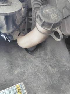 Freightliner Cascadia 113 Right Windshield Washer Reservoir