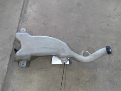 Freightliner Cascadia 125 Windshield Washer Reservoir