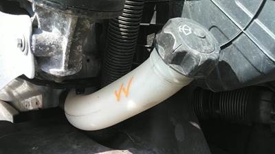 Freightliner Cascadia 125 Right Windshield Washer Reservoir