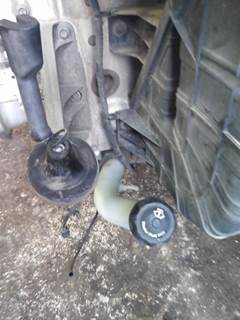 Freightliner Cascadia 125 Right Windshield Washer Reservoir