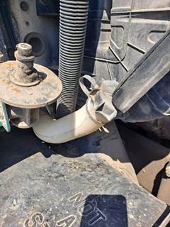 Freightliner Cascadia 125 Windshield Washer Reservoir