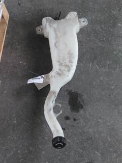 Freightliner Cascadia 125 Windshield Washer Reservoir