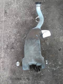Freightliner Cascadia 125 Right Windshield Washer Reservoir