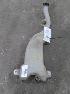 Freightliner Cascadia 125 Windshield Washer Reservoir