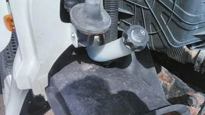 Freightliner Cascadia 125 Right Windshield Washer Reservoir for a Freightliner CASCADIA 125 2018UP