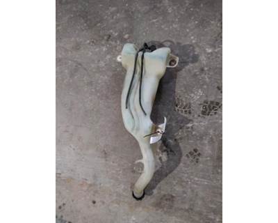 Freightliner Cascadia 125 Right Windshield Washer Reservoir