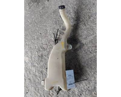 Freightliner Cascadia 125 Windshield Washer Reservoir
