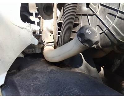 Freightliner Cascadia 125 Right Windshield Washer Reservoir