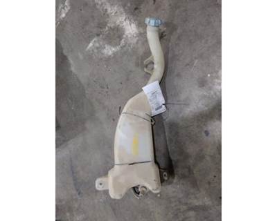 Freightliner Cascadia 125 Right Windshield Washer Reservoir