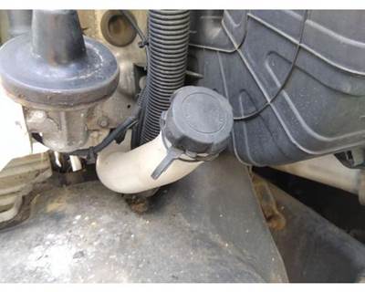 Freightliner Cascadia 125 Windshield Washer Reservoir