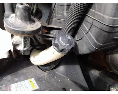 Freightliner Cascadia 125 Windshield Washer Reservoir
