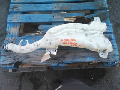 Freightliner Cascadia 126 Right Windshield Washer Reservoir