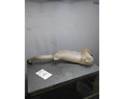 Freightliner Cascadia 126 Windshield Washer Reservoir