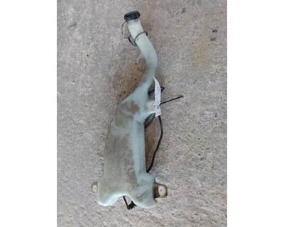 Freightliner Cascadia 126 Windshield Washer Reservoir