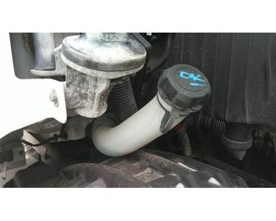 Freightliner Cascadia 126 Right Windshield Washer Reservoir