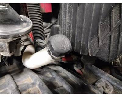 Freightliner Cascadia 126 Right Windshield Washer Reservoir
