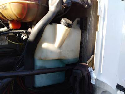 Freightliner Columbia 120 Windshield Washer Reservoir