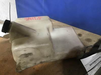 Freightliner Columbia 120 Windshield Washer Reservoir