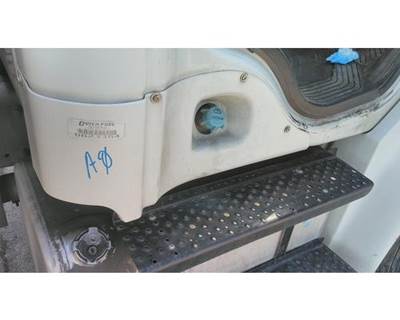 Freightliner M2 106 Right Windshield Washer Reservoir