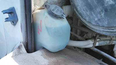 International 4700 Right Windshield Washer Reservoir