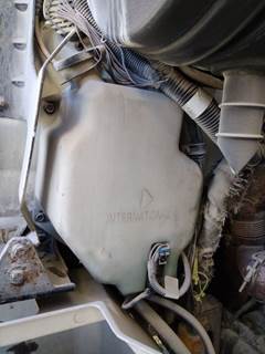International 9200i Windshield Washer Reservoir