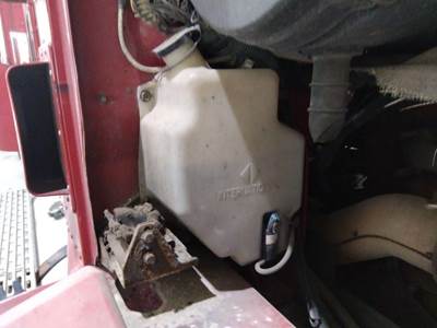 International 9400i Right Windshield Washer Reservoir