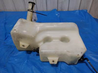 International ProStar Windshield Washer Reservoir for a International PROSTAR 122
