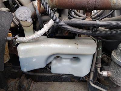 International ProStar Windshield Washer Reservoir for a International PROSTAR 122