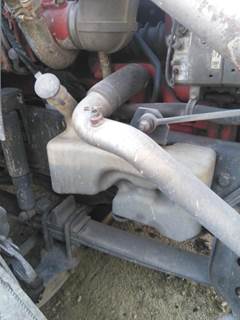 International ProStar Right Windshield Washer Reservoir for a International PROSTAR 122