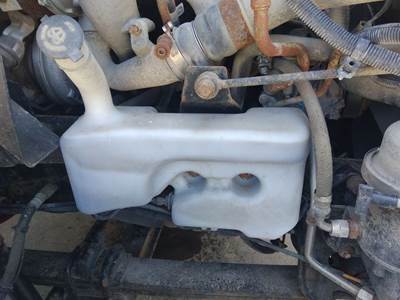 International ProStar Right Windshield Washer Reservoir for a International PROSTAR 113