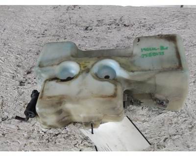 International ProStar Right Windshield Washer Reservoir for a International PROSTAR 122