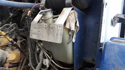 Kenworth T300 Windshield Washer Reservoir