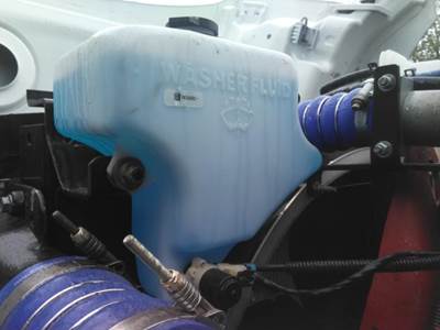 Kenworth T680 Windshield Washer Reservoir