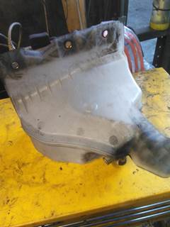 Kenworth T680 Windshield Washer Reservoir