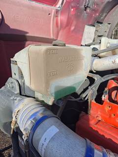 Kenworth T680 Windshield Washer Reservoir