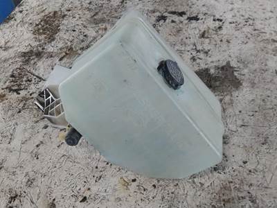 Kenworth T680 Windshield Washer Reservoir