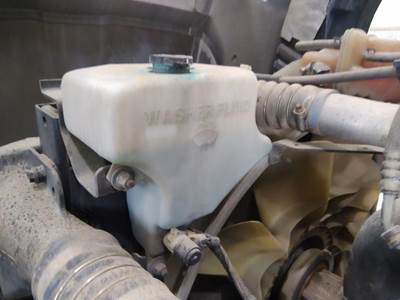Kenworth T680 Windshield Washer Reservoir