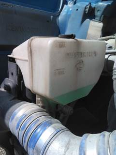 Kenworth T680 Windshield Washer Reservoir