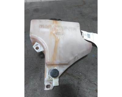 Kenworth T680 Windshield Washer Reservoir