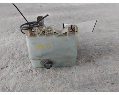 Kenworth T680 Windshield Washer Reservoir