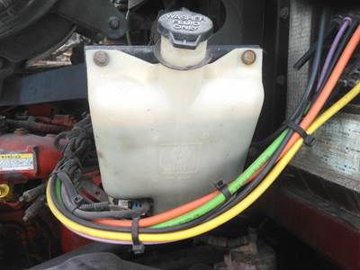 Kenworth T700 Left Windshield Washer Reservoir
