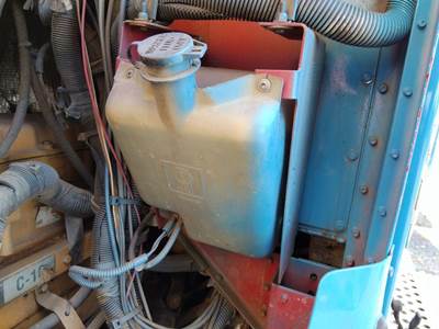 Kenworth T800B Windshield Washer Reservoir