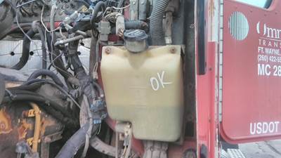 Kenworth T800B Left Windshield Washer Reservoir