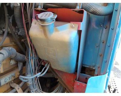 Kenworth T800B Windshield Washer Reservoir