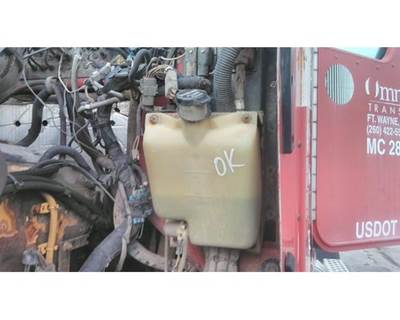 Kenworth T800B Left Windshield Washer Reservoir